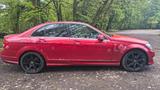 Mercedes-Benz C 250 AMG RIGHT HAND DRIVE - mit Diesel-Antrieb: Rot, Panorama-Dach, Limousine