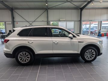 Volkswagen Touareg - 7