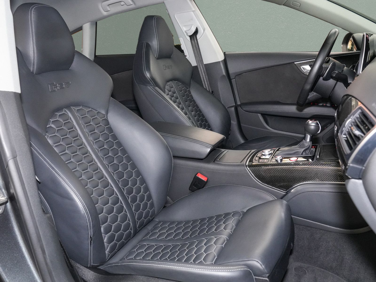 Fahrzeugabbildung Audi RS7 Performance - Daytona matt|Dynamik+|Valcona