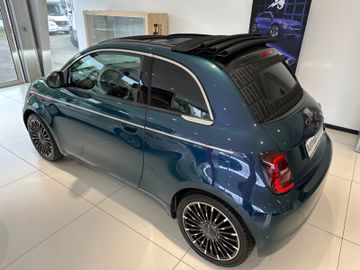 Bild 22 Fiat 500e 500 e La Prima