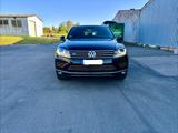 Volkswagen Touareg 3.0 V6 TDI Executive Sehr besonders - Volkswagen Touareg: Executive