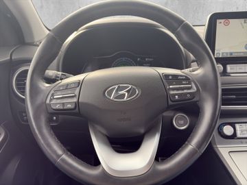 Hyundai Kona Plus Elektro Kam.+KeyLess+LED+Navi+SHZ+ACC