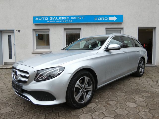 Mercedes-Benz E 220 d T Modell*