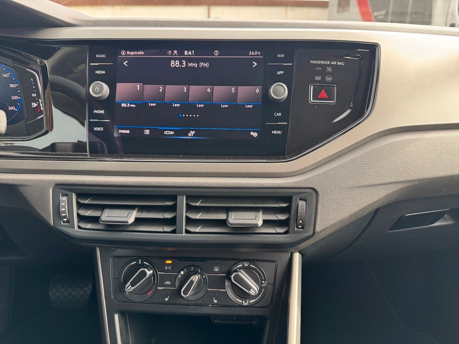 Fahrzeugabbildung Volkswagen Polo VI Comfortline 1.0TSI
