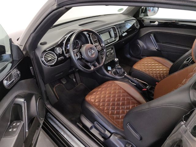 Fahrzeugabbildung Volkswagen Beetle Cabrio EXCLUSIVE DESIGN 1,2 TSI LEDER XEN