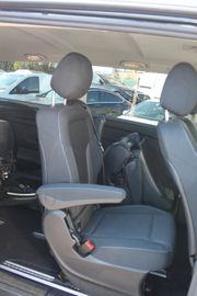 Mercedes V 220 - 5