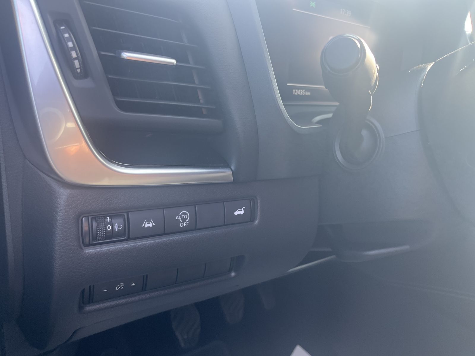 Fahrzeugabbildung Nissan Qashqai 1.3 DIG-T MHEV 6MT - N-Connecta -WP, BP