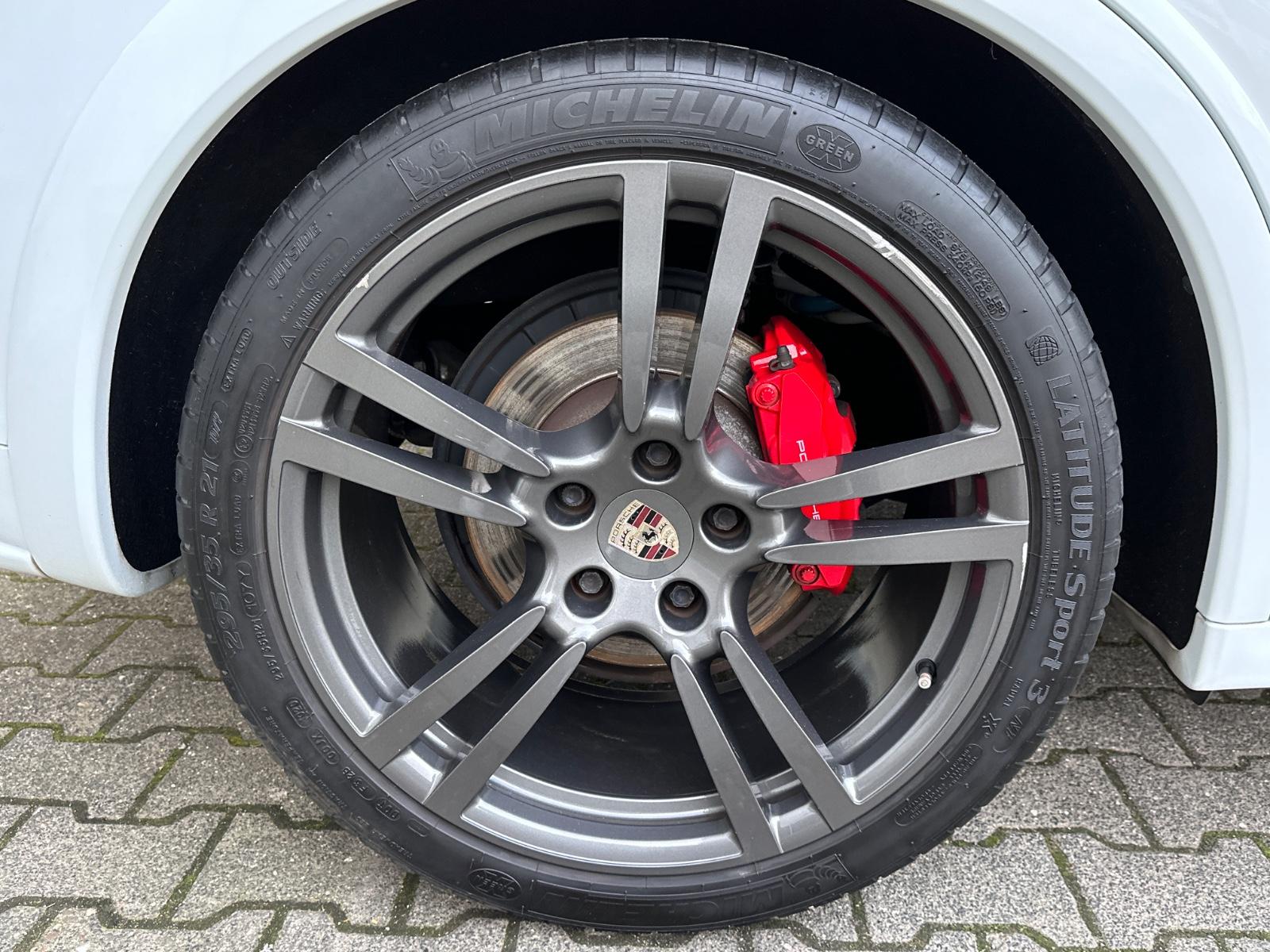 Porsche Cayenne GTS SportChrono/Navi/Xenon/SHZ/PDC