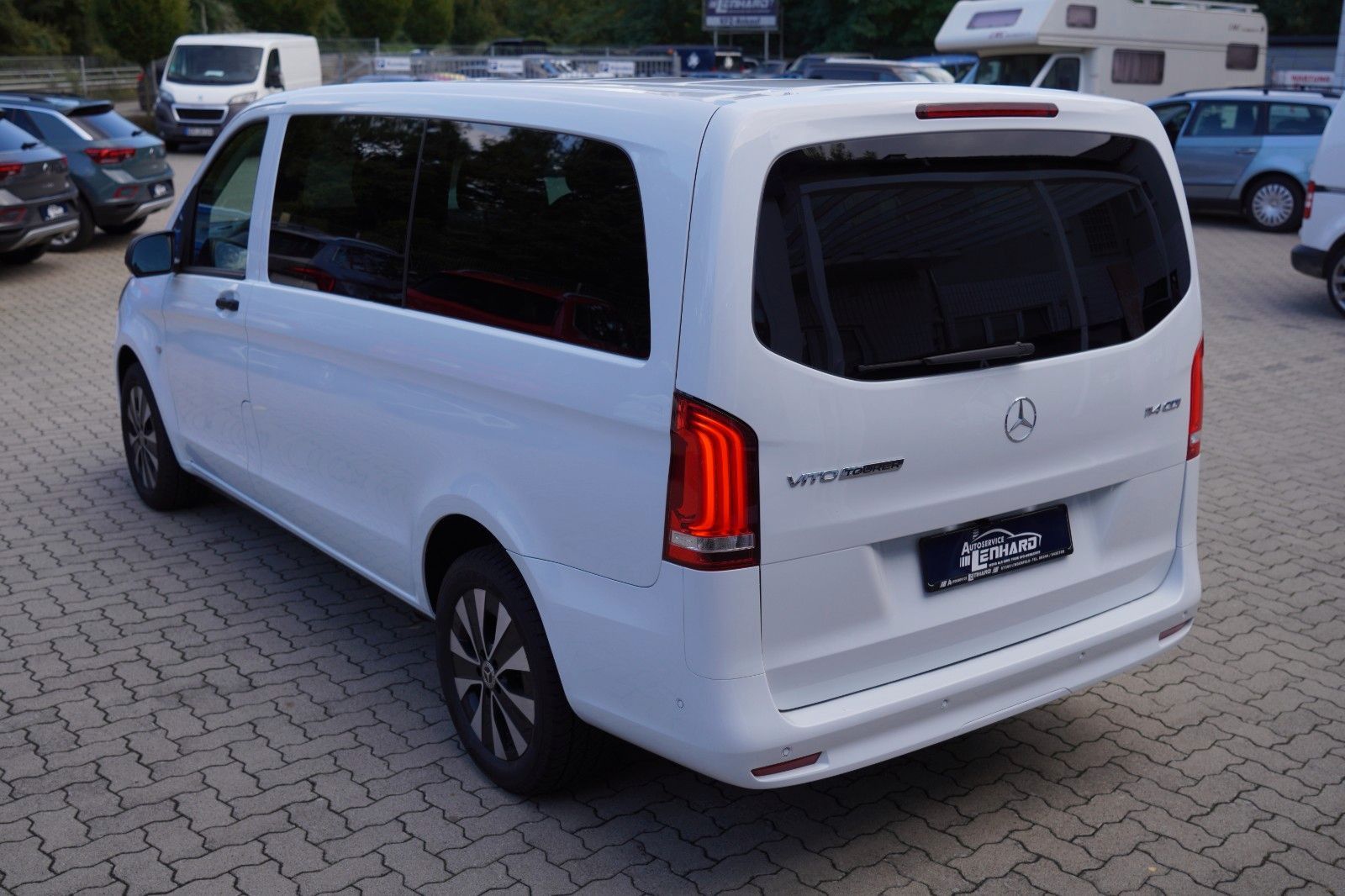 Fahrzeugabbildung Mercedes-Benz Vito Tourer 114CDI Pro lang*AHK*NAVI*SHZ*Standh*
