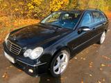 Mercedes-Benz Mercedes C320CDI Avantgard - gebrauchte Mercedes-Benz C 320 aus dem Jahr 2005