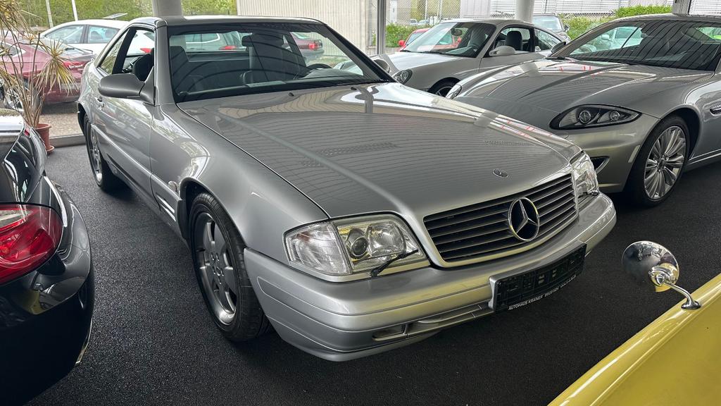 Mercedes-Benz SL 320