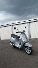 Vespa LX 125 - VESPA 125 LX