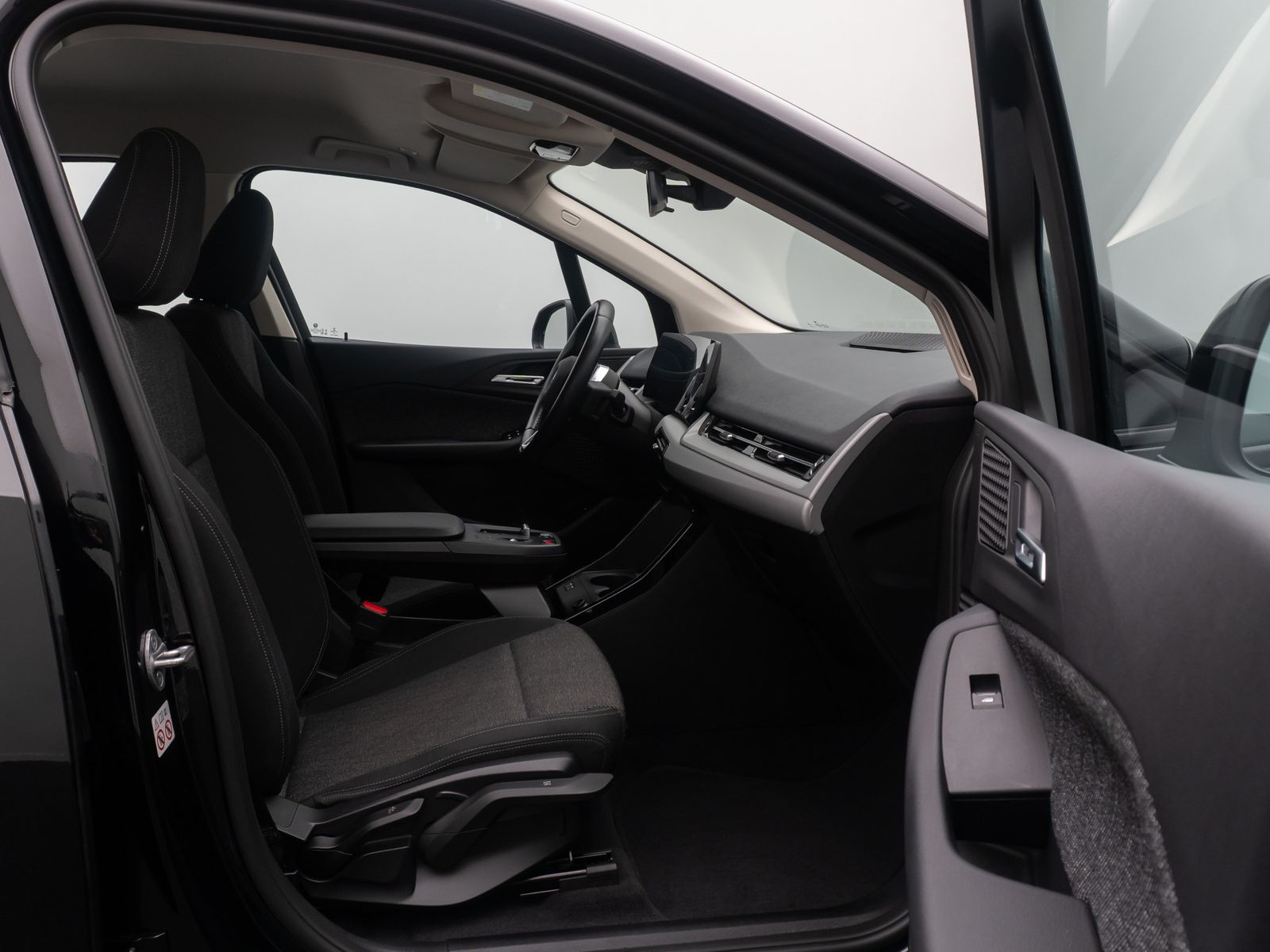 Fahrzeugabbildung BMW 225 Active Tourer DAB ParkAs DriveAss Kamera