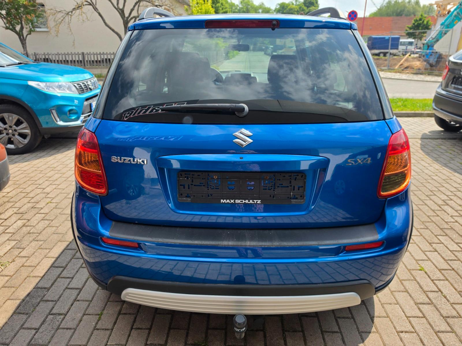 Suzuki SX4 Comfort *SHZ*NAVI*