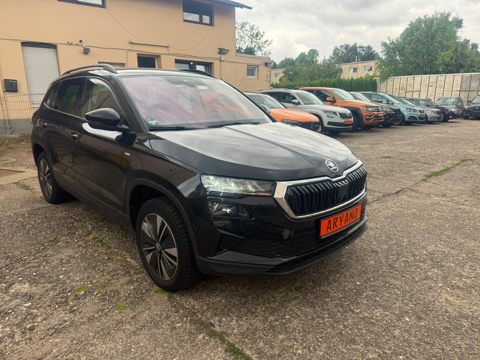 Skoda Karoq Tour*Automatik*Klimaauto*Navi*AHK*EU6