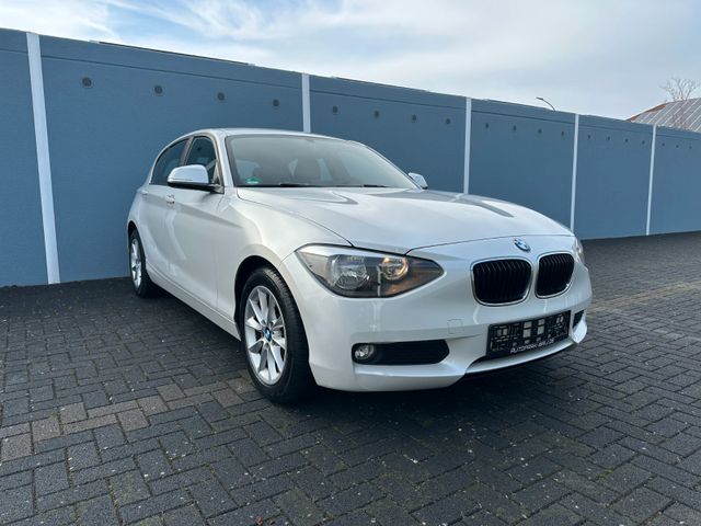 BMW 1er /1.HAND/KLIMA/PDC/BT/AHK/ZV/12M GARANTIE