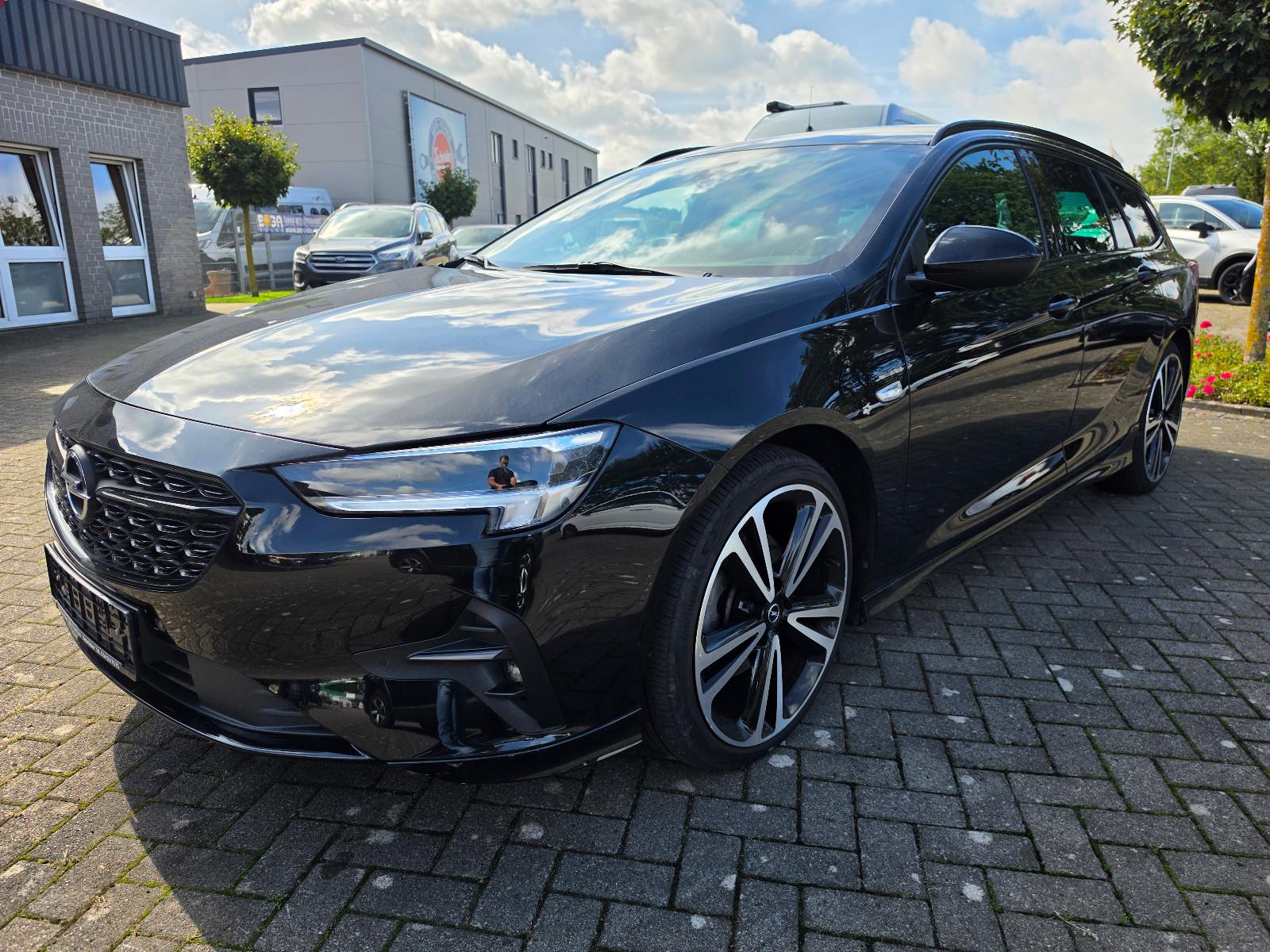 Opel Insignia B Sports Tourer Ultimate AHK KAM LEDER