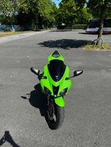 Kawasaki ZX600P - KAWASAKI ZX 600