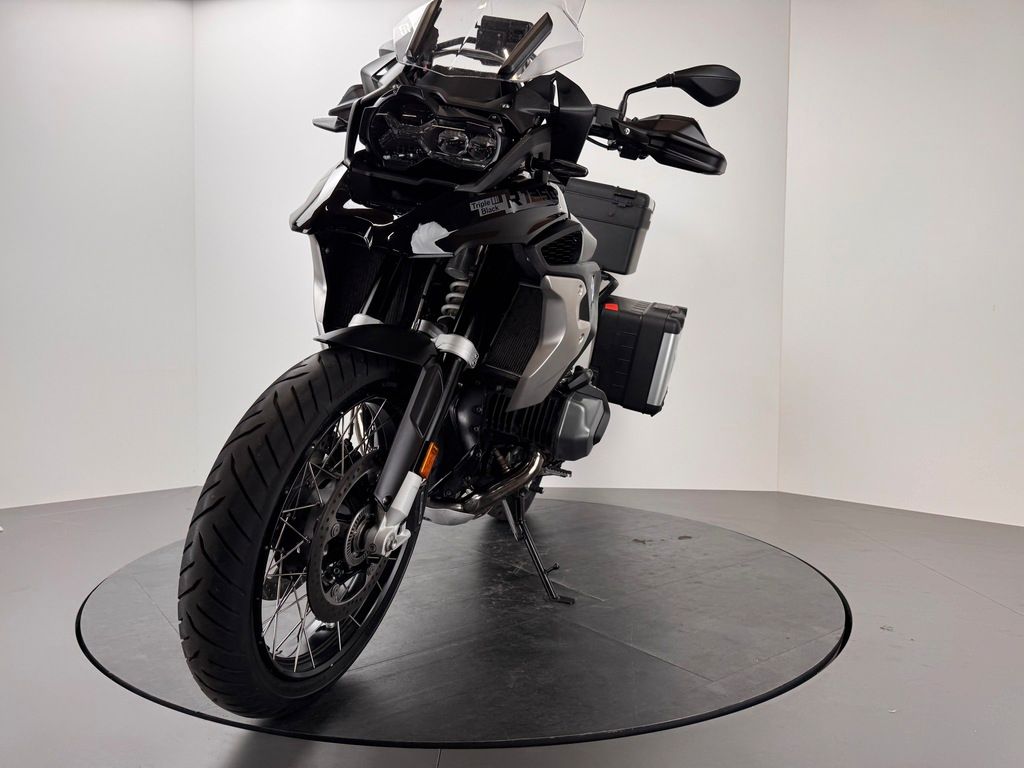 Fahrzeugabbildung BMW R1250 GS TRIPLE BLACK *4 PAKETE *VARIOKOFFER