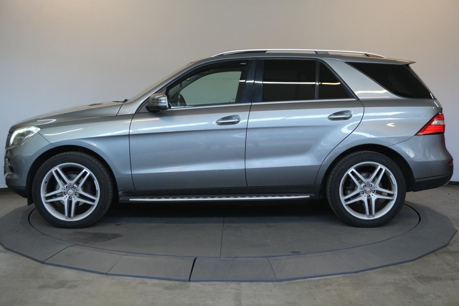 Mercedes-Benz ML 350 CDI 3.0 BlueTec Pano Kamera StdHzg