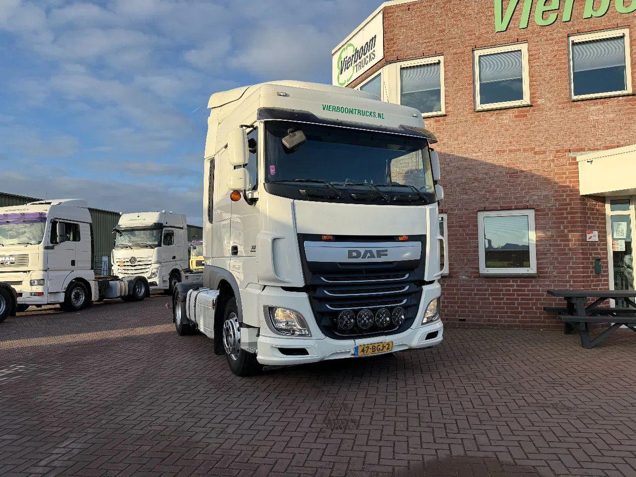 DAF XF 440 XF440 4X2 / Retarder / 2x Tank / Smart ta