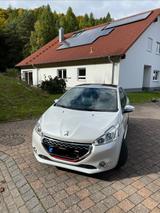 Peugeot 208 1.6 GTi 200 THP GTi - weiße Peugeot 208