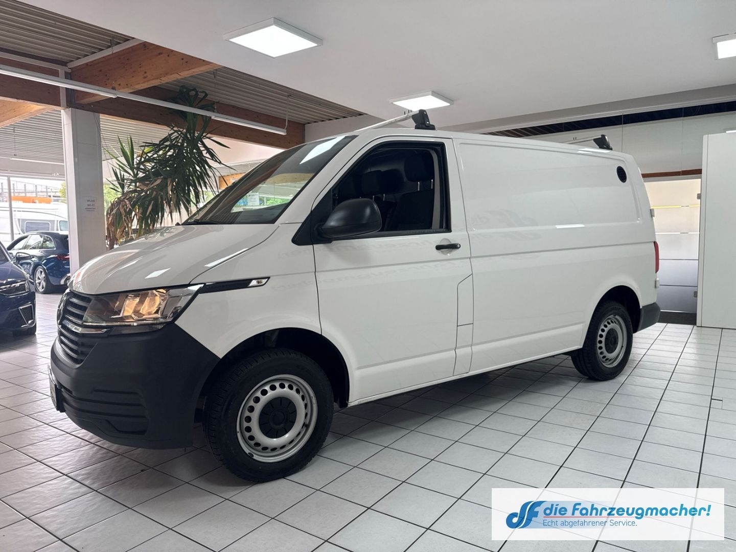 Fahrzeugabbildung Volkswagen Transporter T6.1 Kasten FWD 2.0 TDI DAB Notbrems