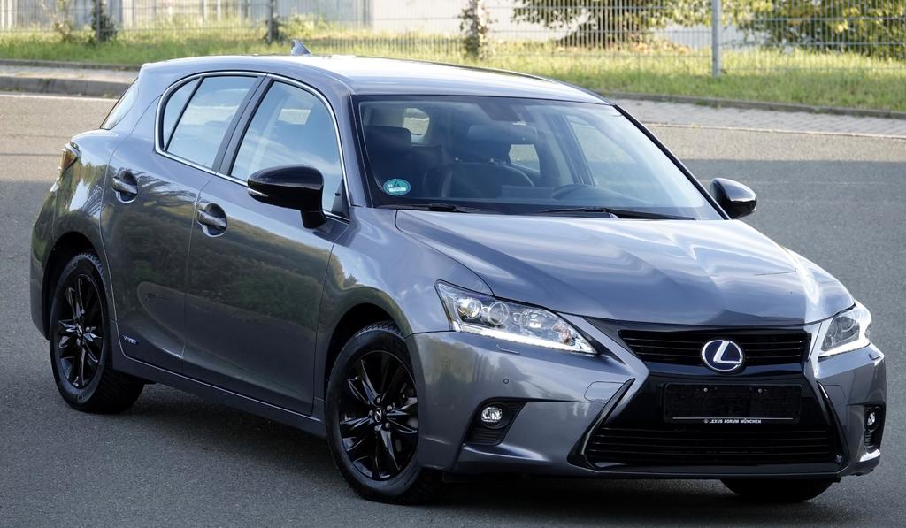 Lexus CT 200h