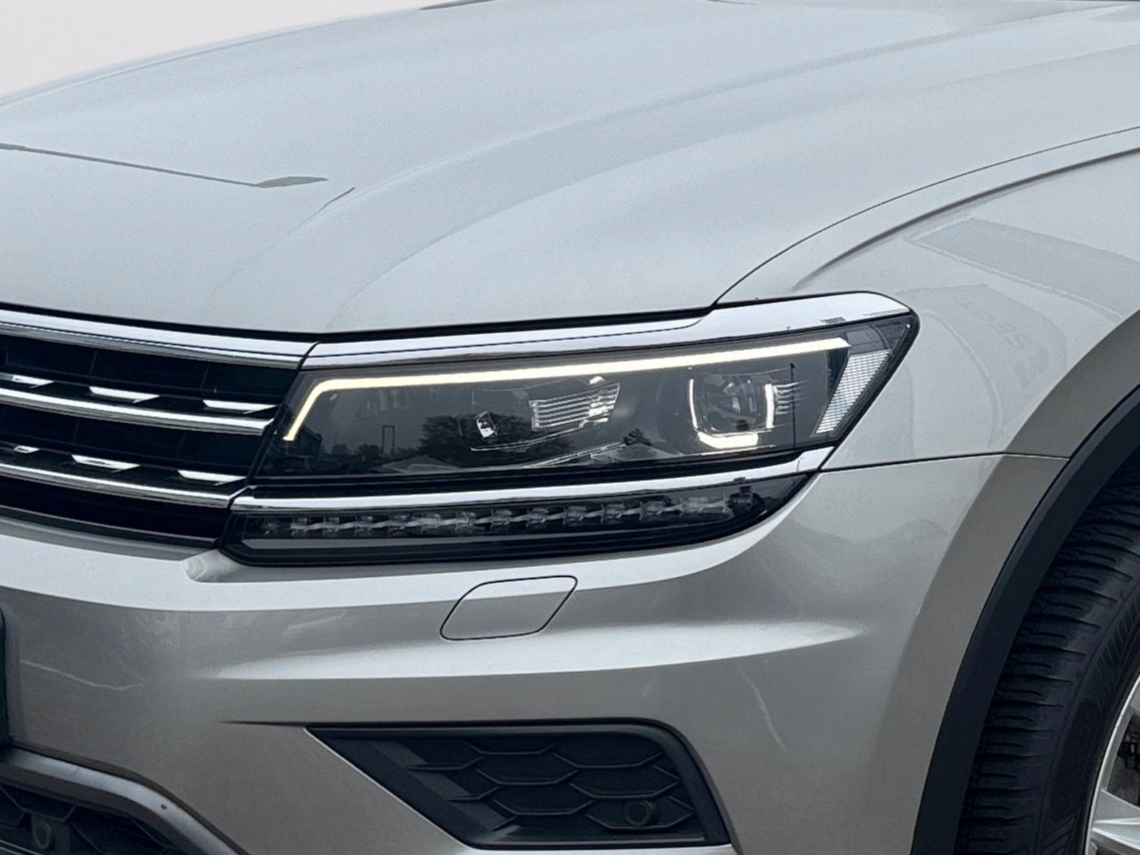 Fahrzeugabbildung Volkswagen Tiguan Highline 2.0TDI 4Motion