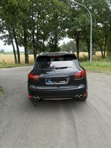Porsche Cayenne Turbo Turbo - Porsche Gebrauchtwagen von 2010