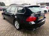 BMW 320 3 Touring 320i - BMW 320 aus 2011: 320i