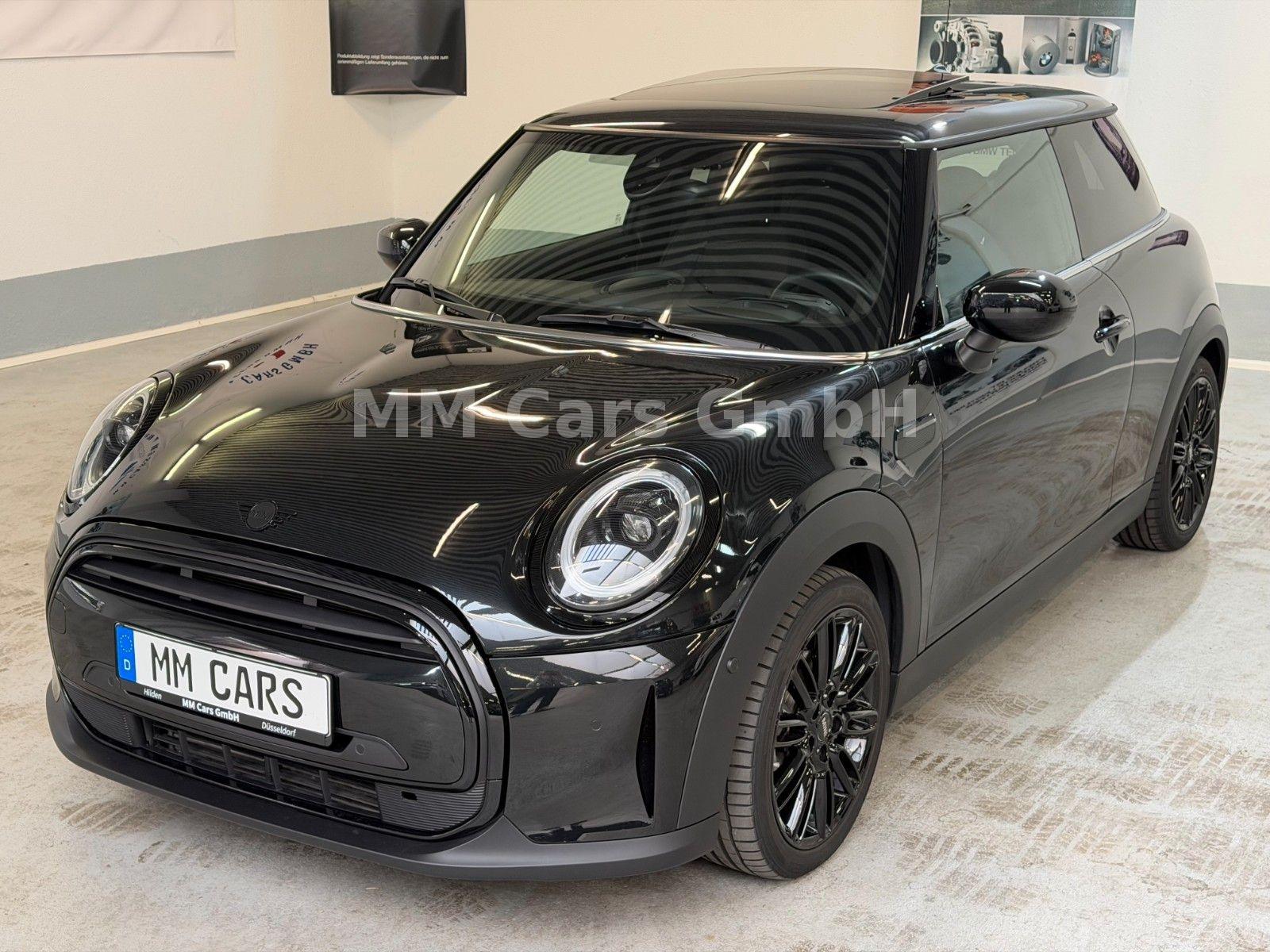 MINI Cooper Classic Trim CAM|HUD|LED|Garantie|PANO