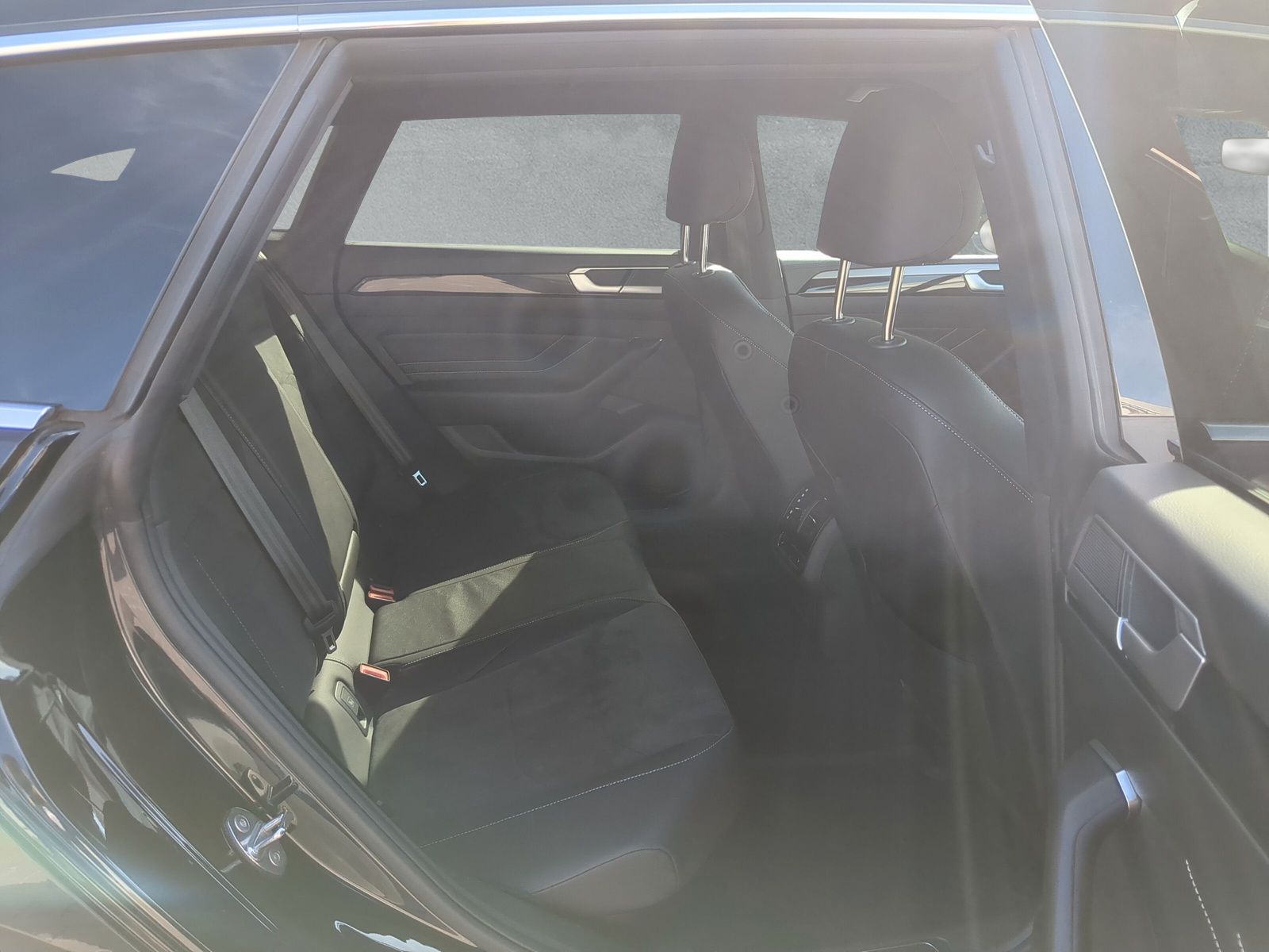 Fahrzeugabbildung Volkswagen Arteon Shooting Brake 2.0 TDI R-Line AHK Standhz