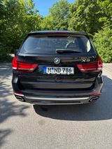 BMW X5 xDrive30d - 7-Sitzer - Scheckheft - Head-Up - BMW X5 in München