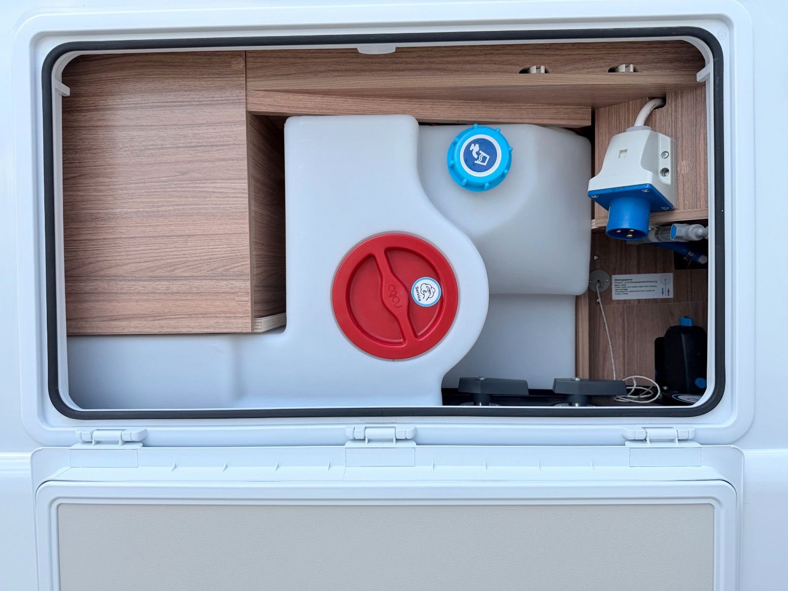 Fahrzeugabbildung Weinsberg CaraCompact Edition Pepper 600 MEG MJ26