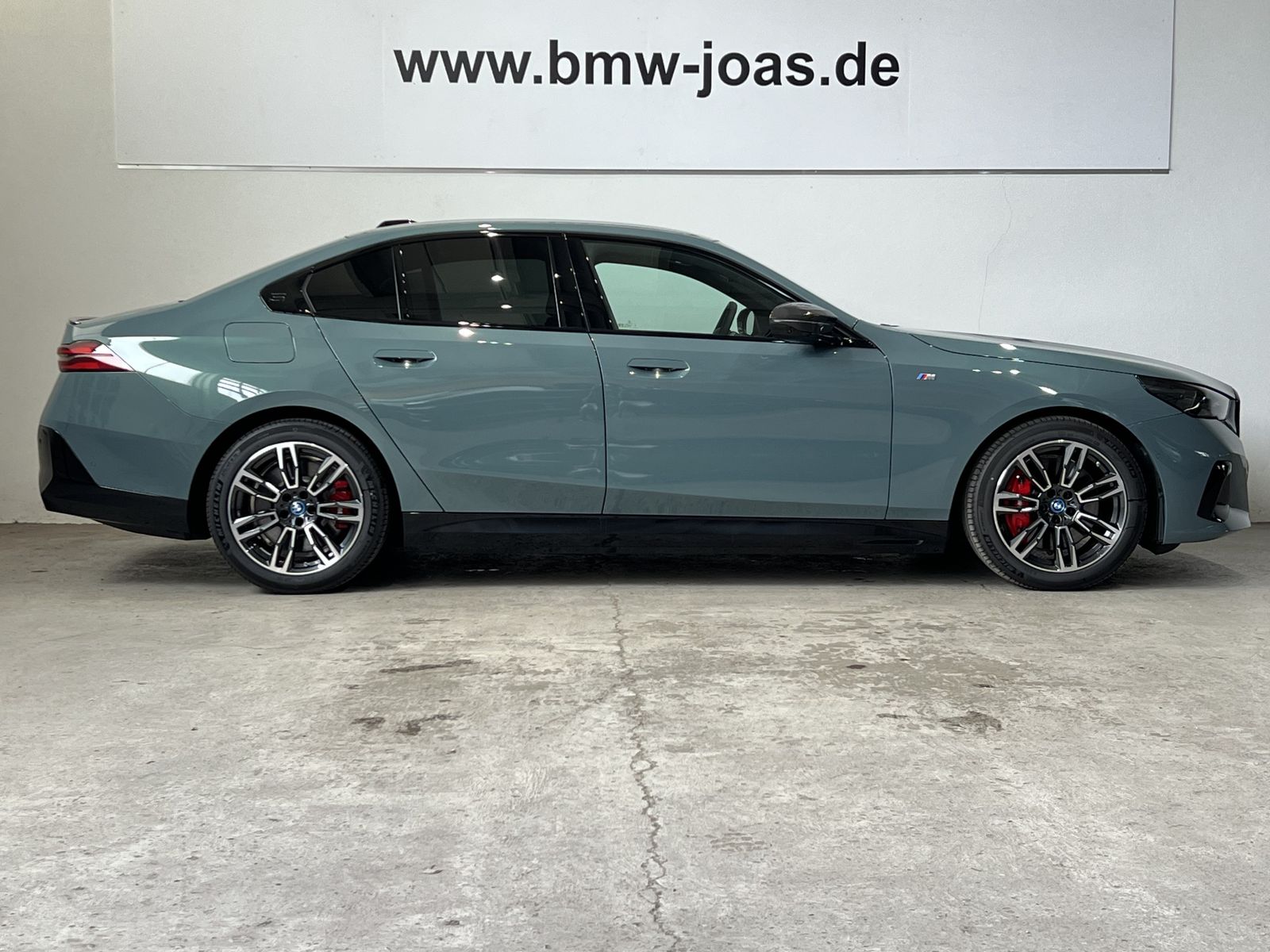 Fahrzeugabbildung BMW i5 M60 xDrive Limousine Pano.Dach AHK B &W Sound