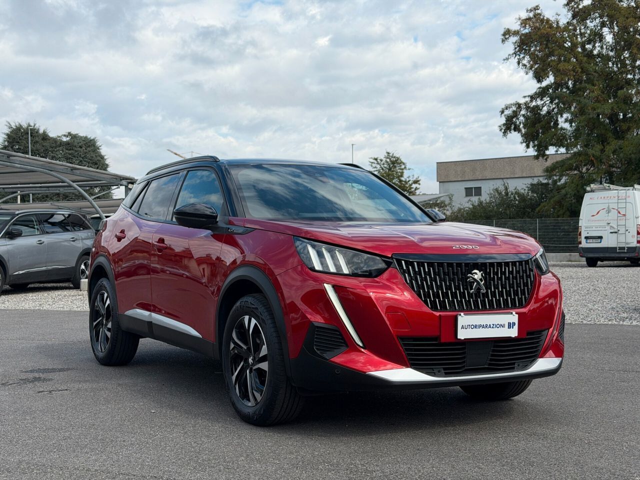 Peugeot 2008 PureTech 130 S&S EAT8 GT imagem 3
