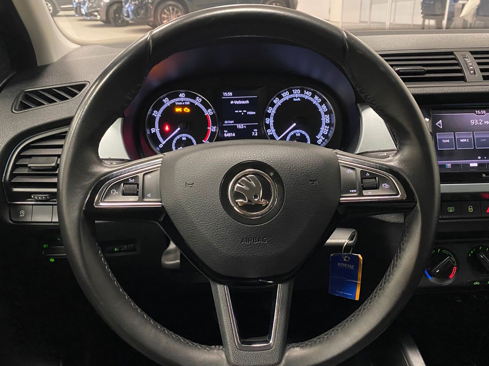 Fahrzeugabbildung SKODA Fabia 1.0l TSI Ambition+RÜCKFAHRKAMERA+PDC+SHZ++