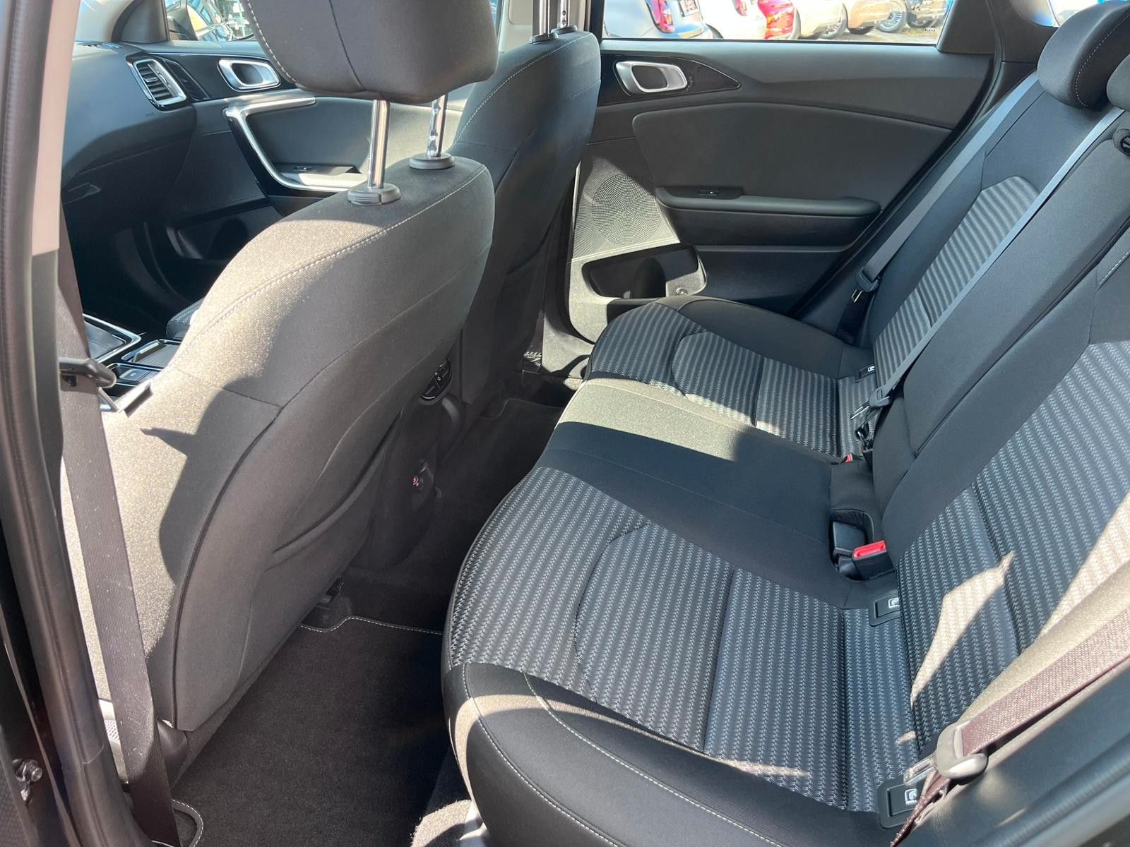 Fahrzeugabbildung Kia CEED_5 1.5T DCT7 JBL ADAS BENZIN