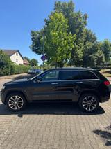 Jeep Grand Cherokee 3.0l V6 MultiJet 184kW Overla... - Jeep Grand Cherokee in Stuttgart