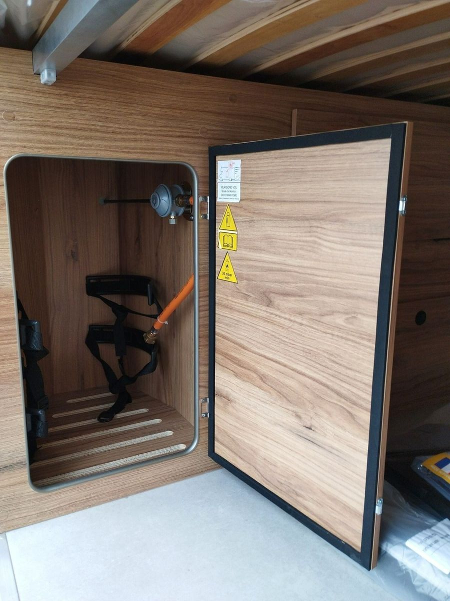 Fahrzeugabbildung Karmann Dexter DE 600 Concept Paket