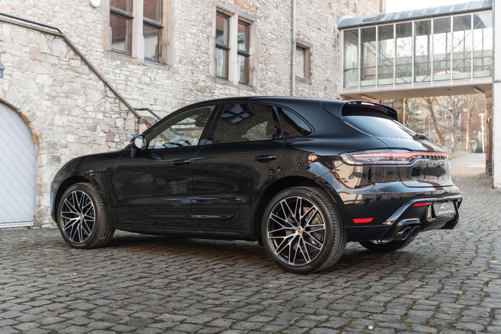 Fahrzeugabbildung Porsche Macan GTS PDLS+ KAM SPORT CHRONO LED PANO LUFT