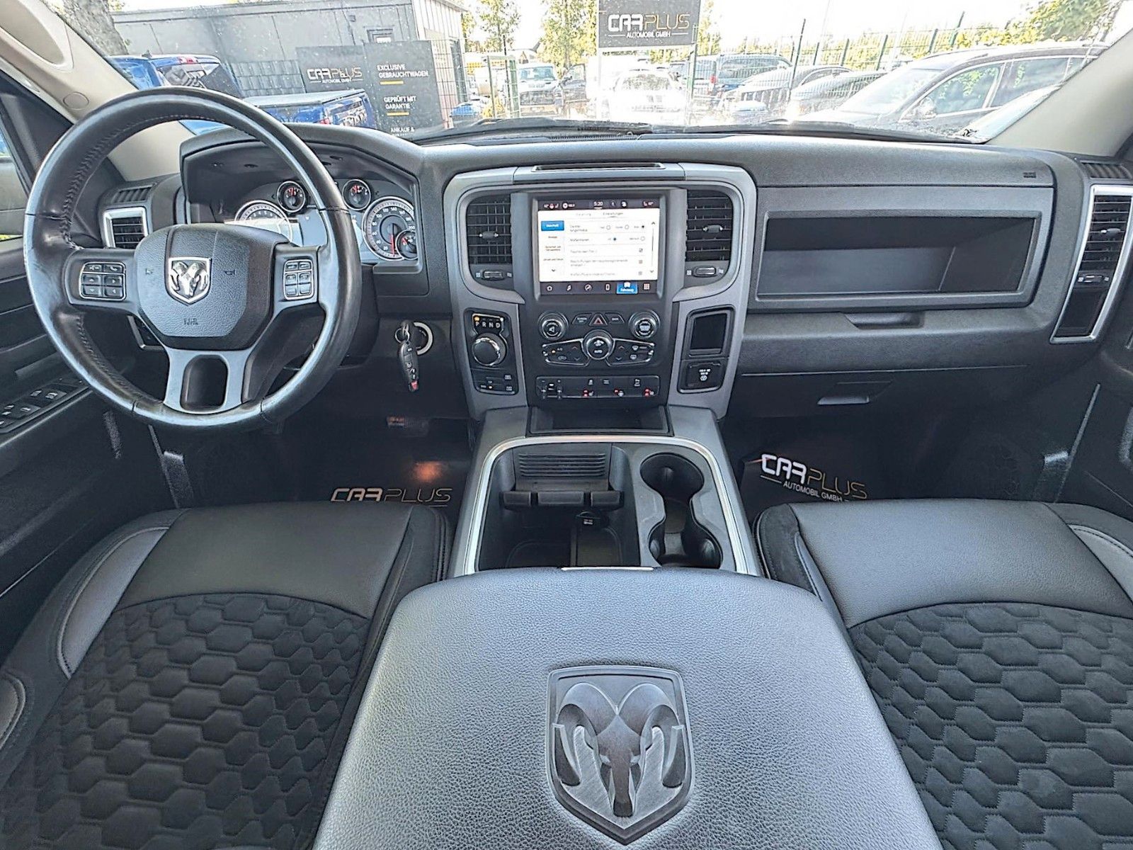 Fahrzeugabbildung Dodge RAM 5.7 V8 HEMI SPORT Offroad NIGHT 4x4 LED