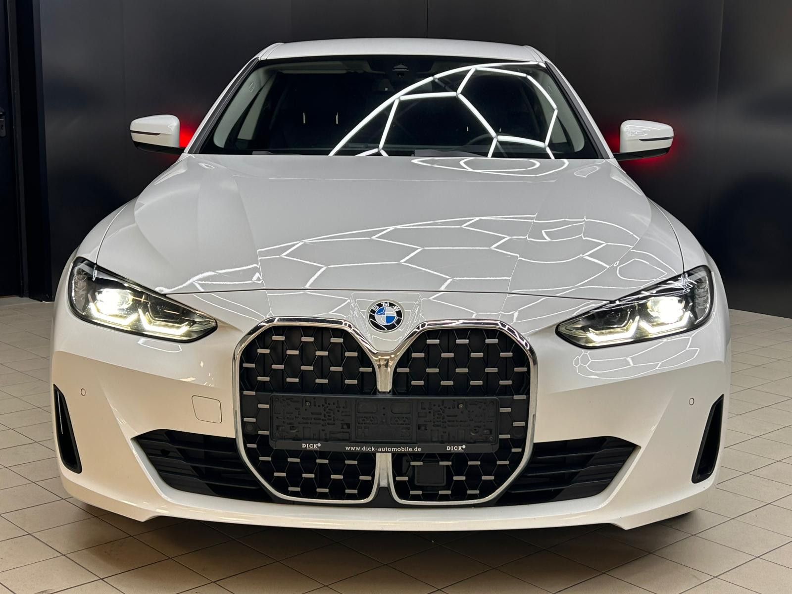 Fahrzeugabbildung BMW 420 Gran Coupé FACEL+VIRTU+LEDER+HEAD+LED+KAM+M