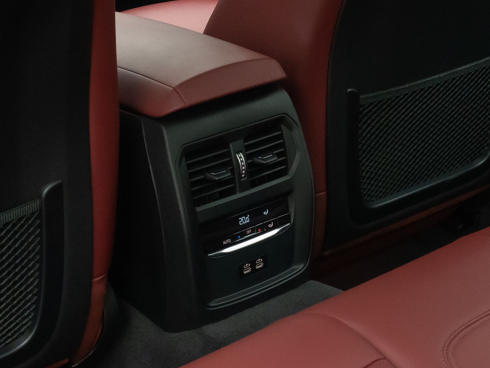 Fahrzeugabbildung BMW 330e LuxuryLine Kamera Laser HUD DAB HiFi Komfor