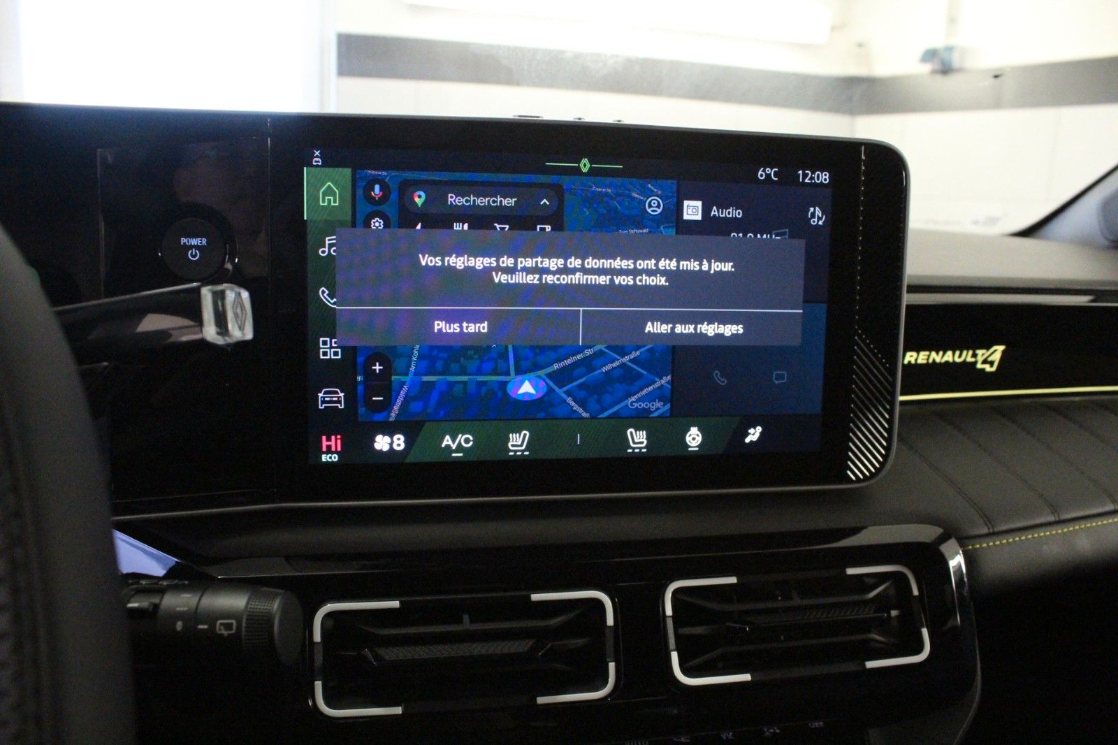 Fahrzeugabbildung Renault R 4 150 Comfort Range Iconic *Vollausstattung*