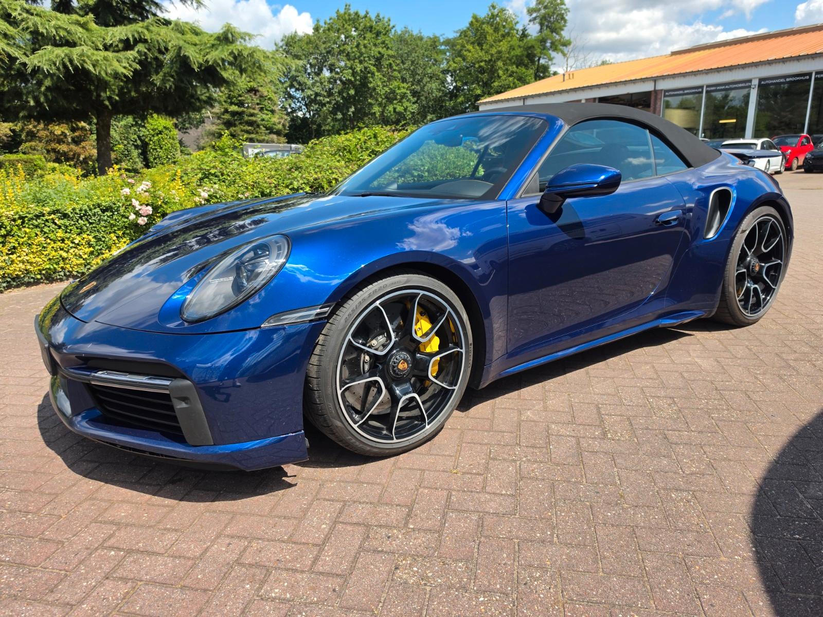 Porsche 911 Turbo S Cabriolet