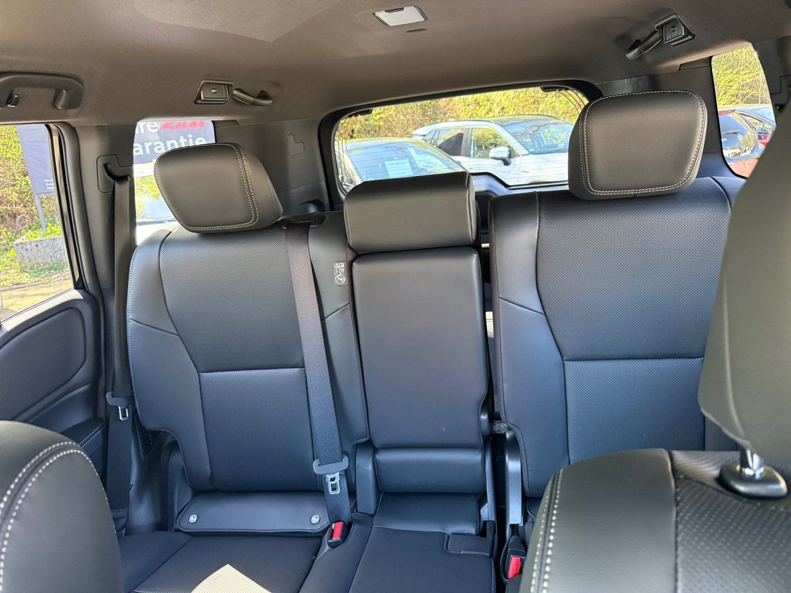 Toyota Land Cruiser - Bild 14