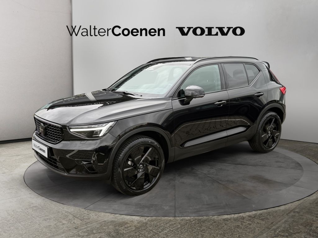 VOLVO XC40 B3 B DKG Ultra Black Edition RFK NAVi Winte