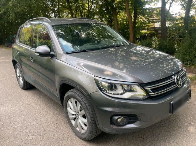 Volkswagen VW Tiguan 2.0 TSI Xenon . Alcantara` Steue...